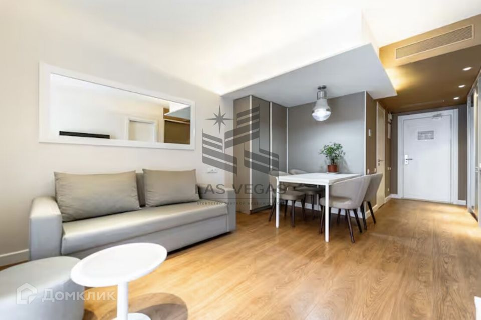 Сдаётся 2-комнатная квартира, 55 м²