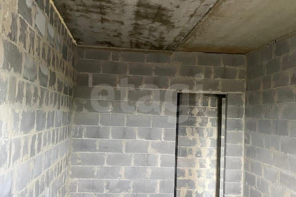Продаётся 1-комнатная квартира, 42 м²