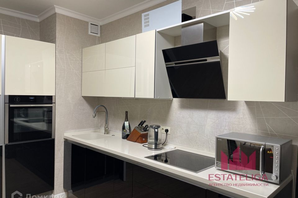 Продаётся 3-комнатная квартира, 68.3 м²