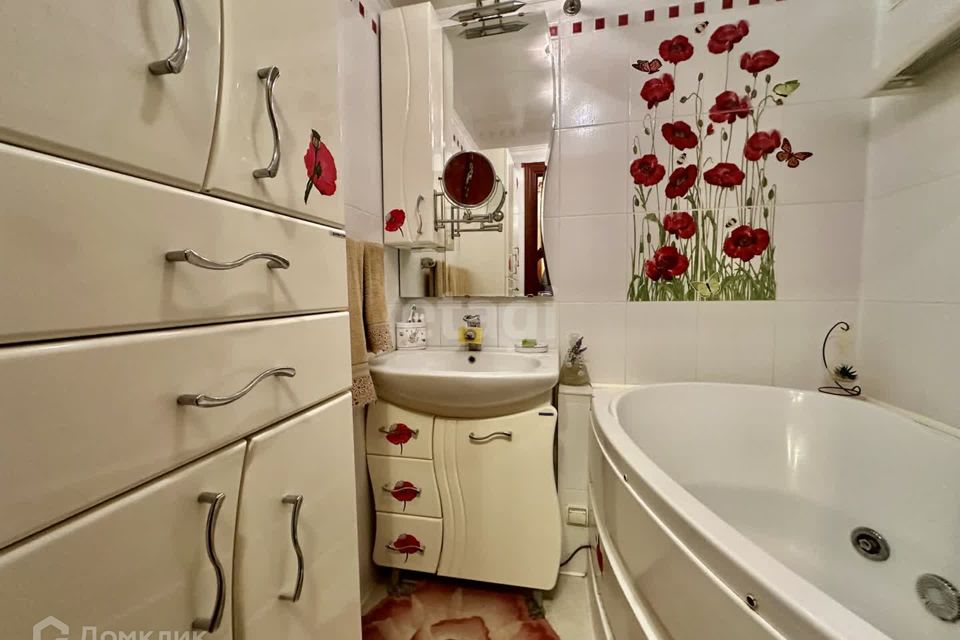 Продаётся 2-комнатная квартира, 57.7 м²