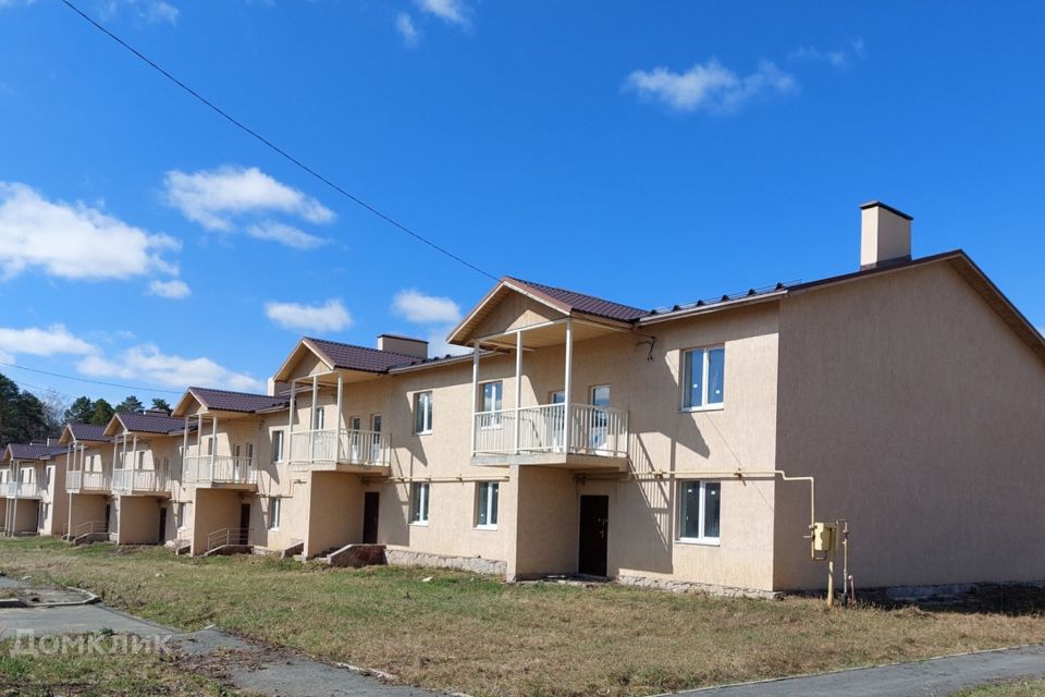 Продаётся 3-комнатная квартира, 132.5 м²