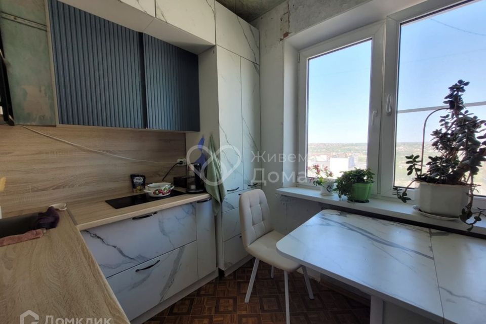 Продаётся 4-комнатная квартира, 80.5 м²