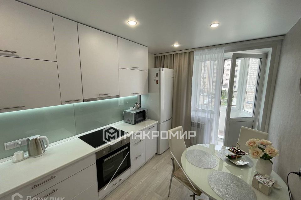 Продаётся 2-комнатная квартира, 54.6 м²