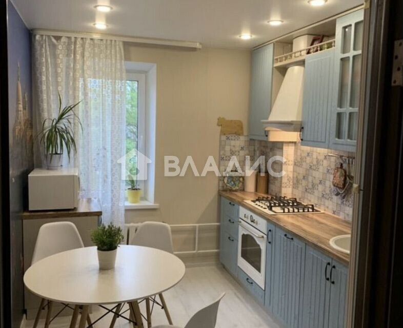 Продаётся 3-комнатная квартира, 65.4 м²