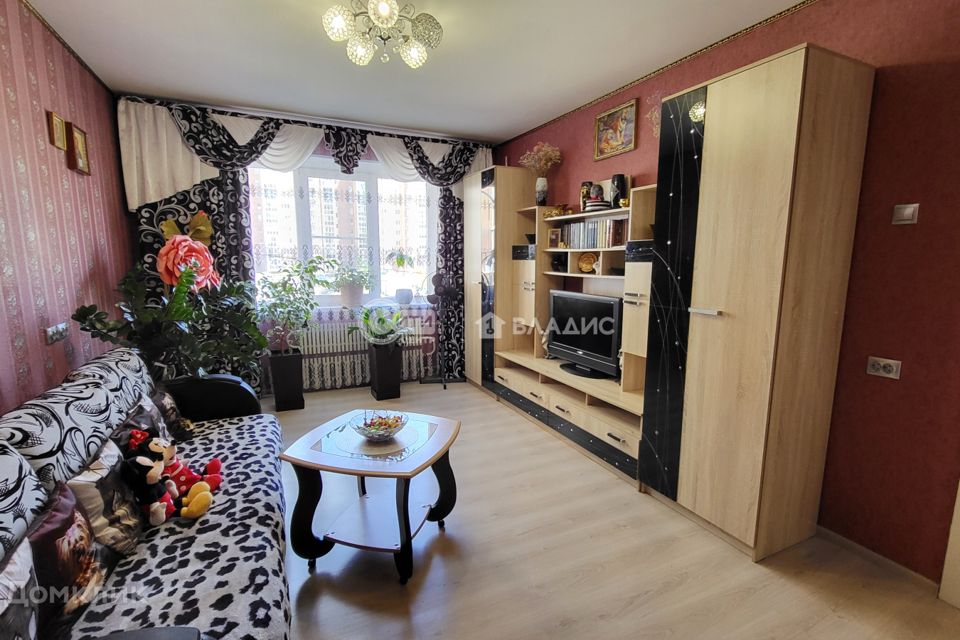 Продаётся 4-комнатная квартира, 92.9 м²