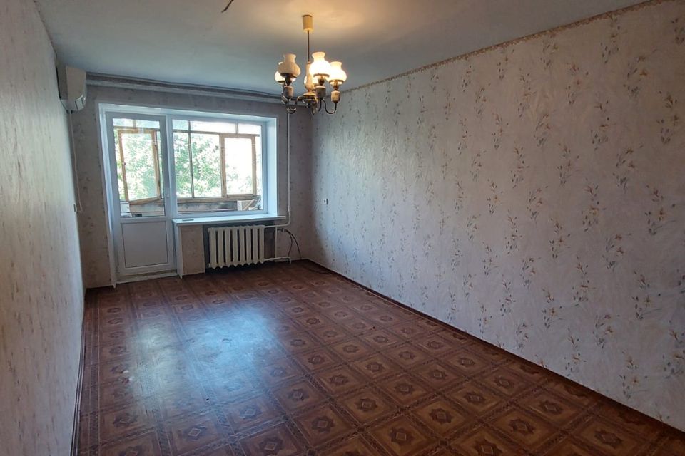 Продаётся 3-комнатная квартира, 57.8 м²