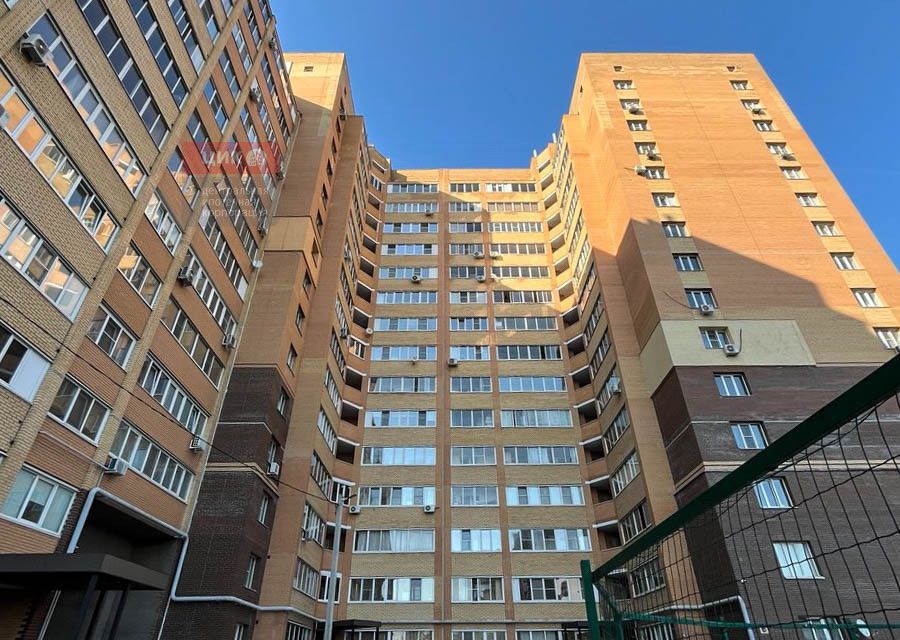 Продаётся 1-комнатная квартира, 48 м²
