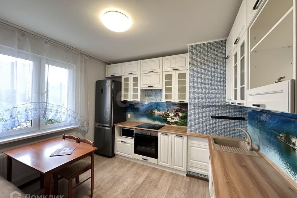 Продаётся 2-комнатная квартира, 60.3 м²