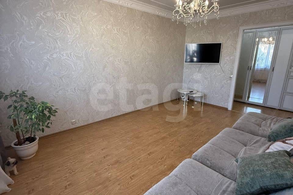 Продаётся 3-комнатная квартира, 62.6 м²