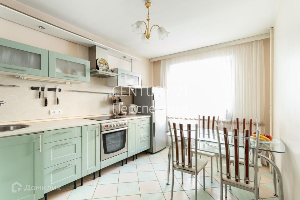 Продаётся 3-комнатная квартира, 109.4 м²