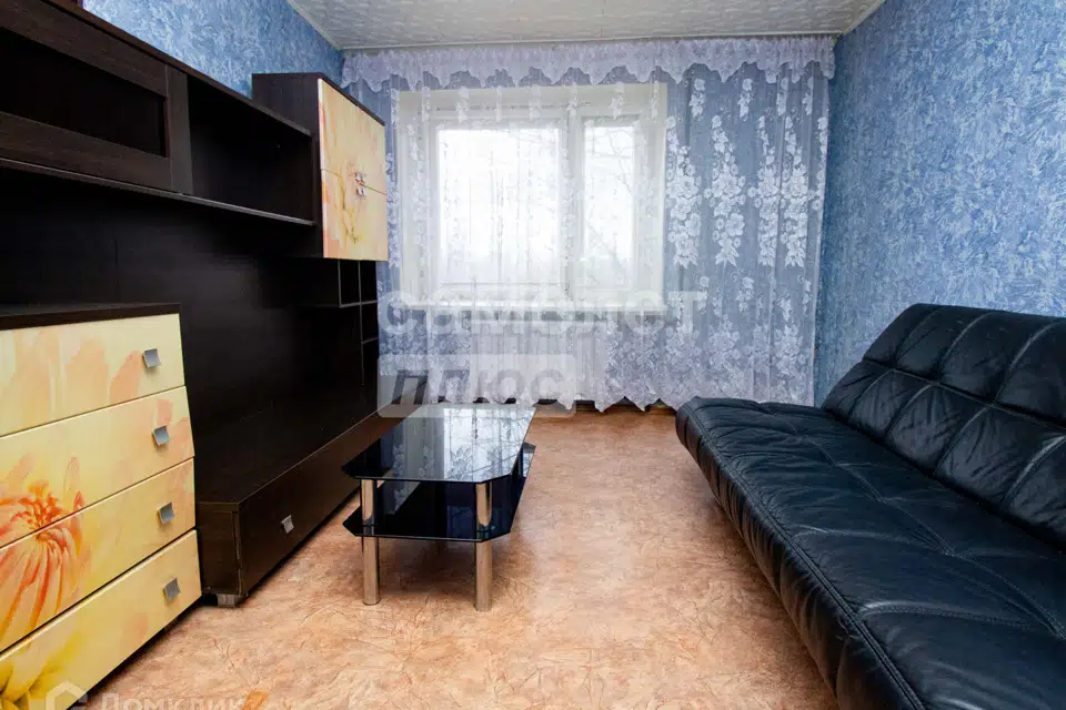 Продаётся комната в 6-комн. квартире, 12.76 м²