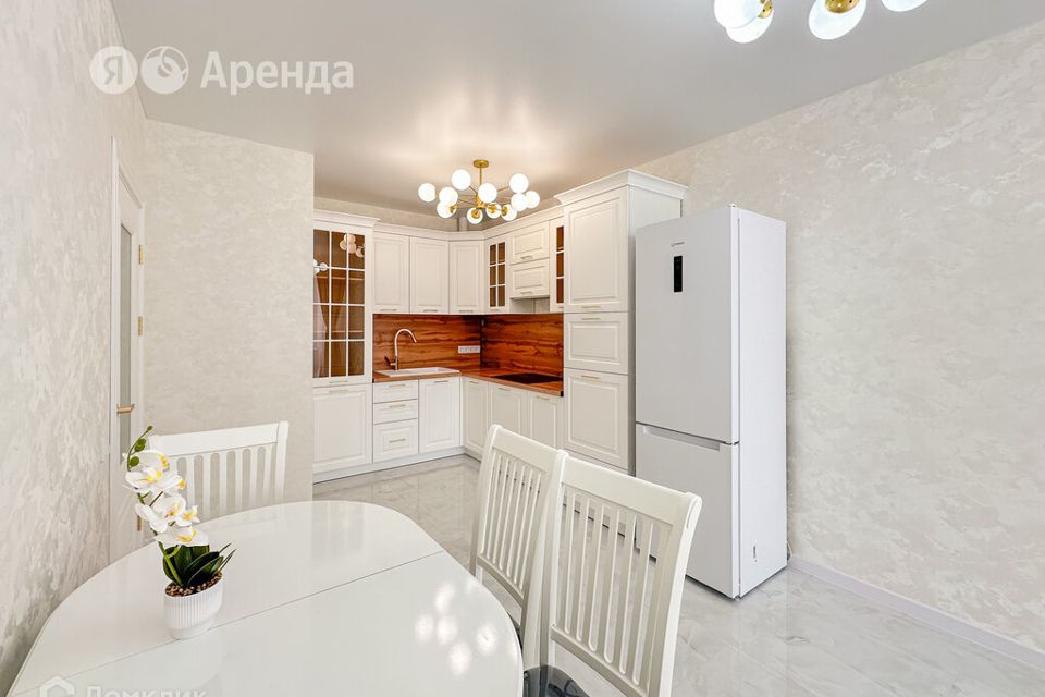 Сдаётся 2-комнатная квартира, 62 м²