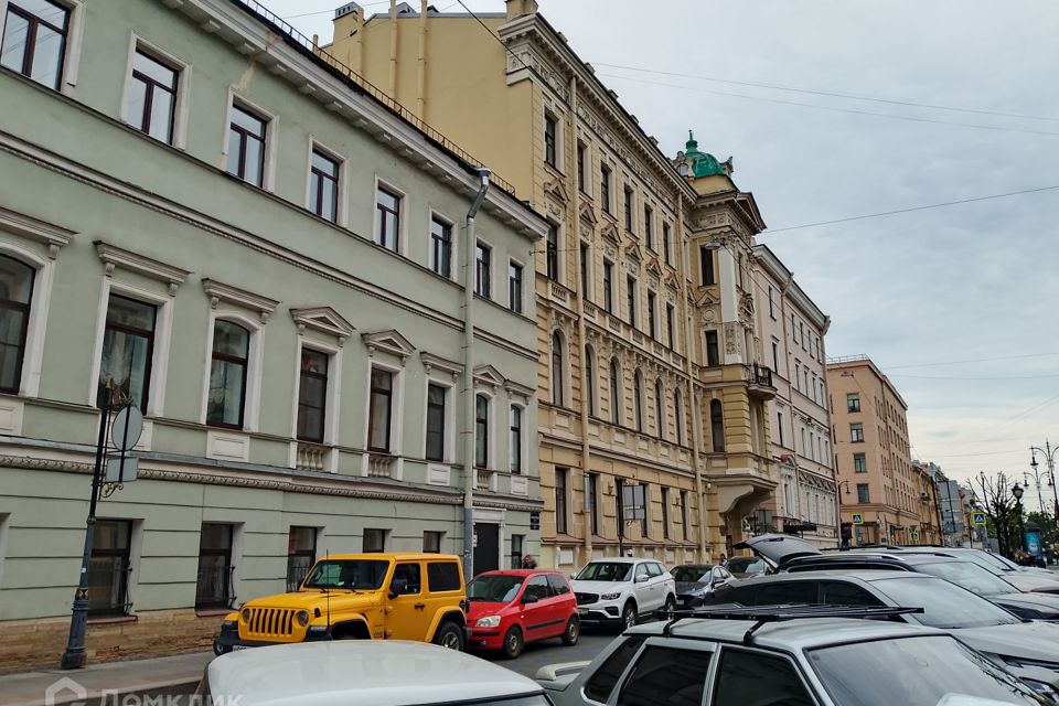 Продаётся комната в 4-комн. квартире, 20.4 м²
