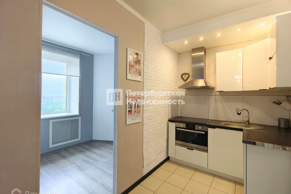 Продаётся 1-комнатная квартира, 37.5 м²