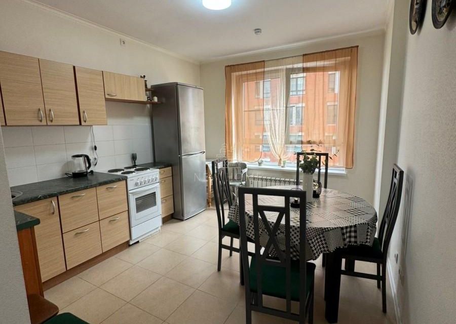 Сдаётся 2-комнатная квартира, 62.3 м²