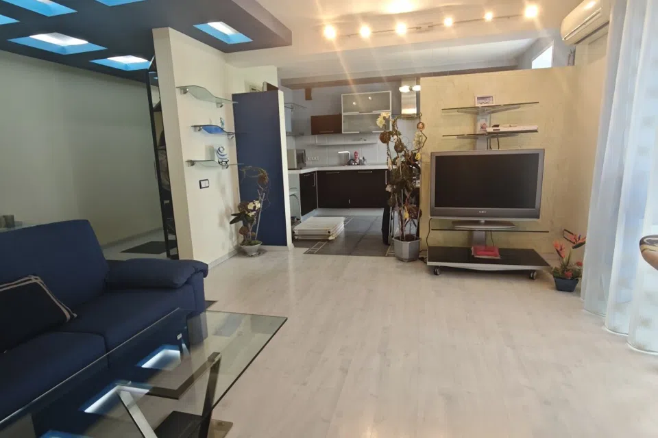 Продаётся 2-комнатная квартира, 69.31 м²