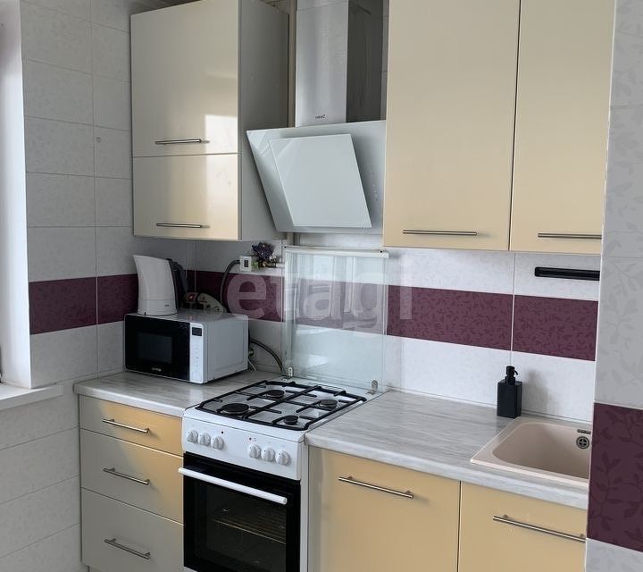 Продаётся 1-комнатная квартира, 32 м²