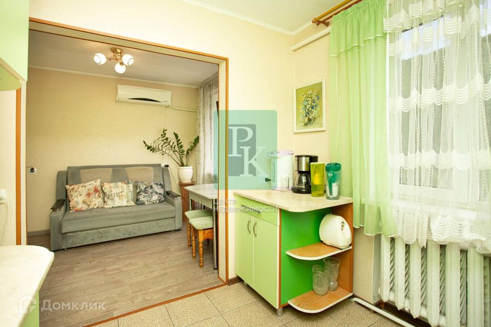 Продаётся 2-комнатная квартира, 42.8 м²