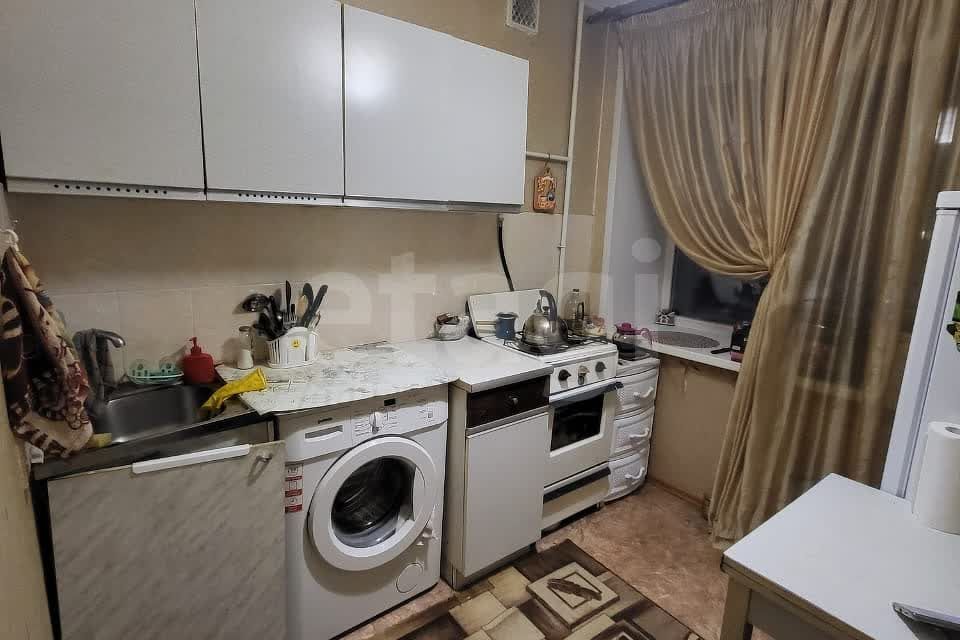Продаётся 1-комнатная квартира, 32 м²