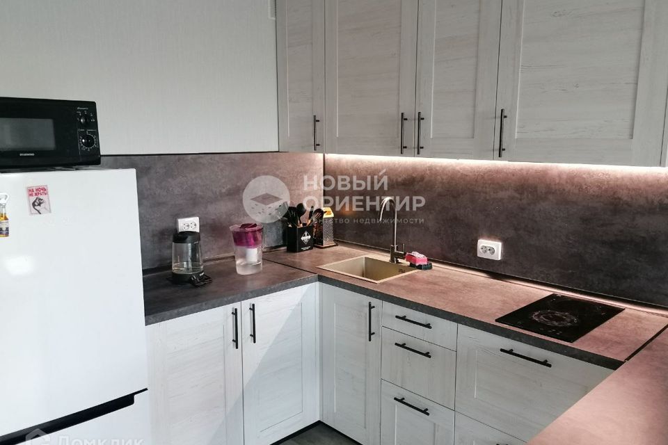 Сдаётся 1-комнатная квартира, 45.4 м²