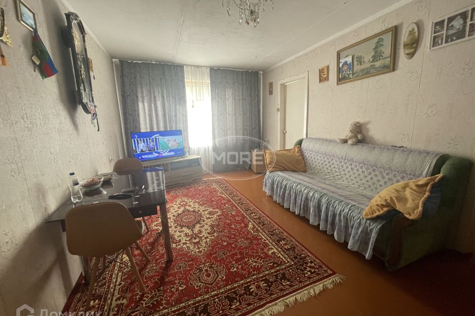 Продаётся 4-комнатная квартира, 65 м²