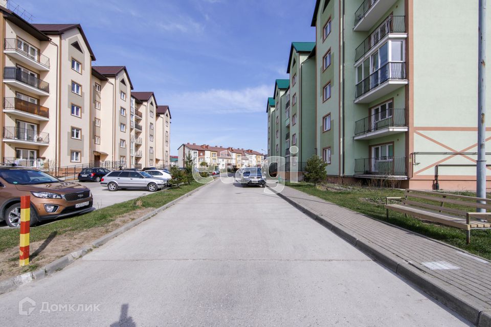 Продаётся 1-комнатная квартира, 42.4 м²