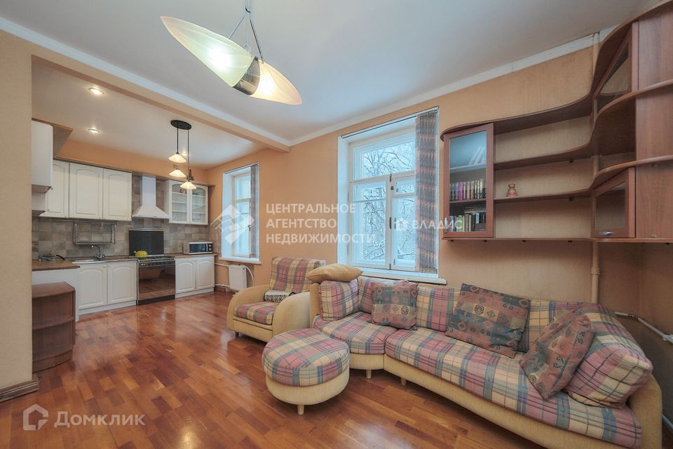 Продаётся 3-комнатная квартира, 71.6 м²