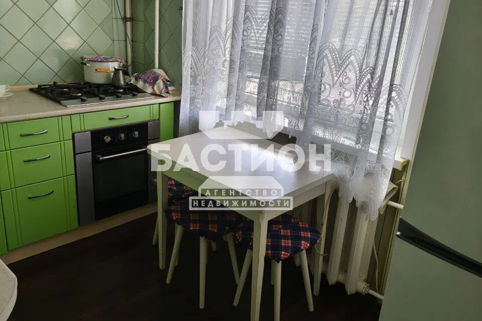 Продаётся 3-комнатная квартира, 59.8 м²