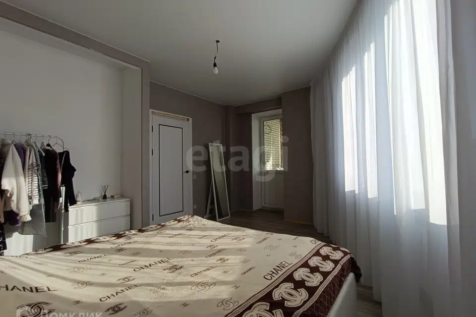 Продаётся 2-комнатная квартира, 64.8 м²