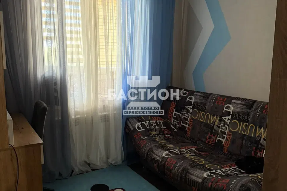 Продаётся 3-комнатная квартира, 70.8 м²