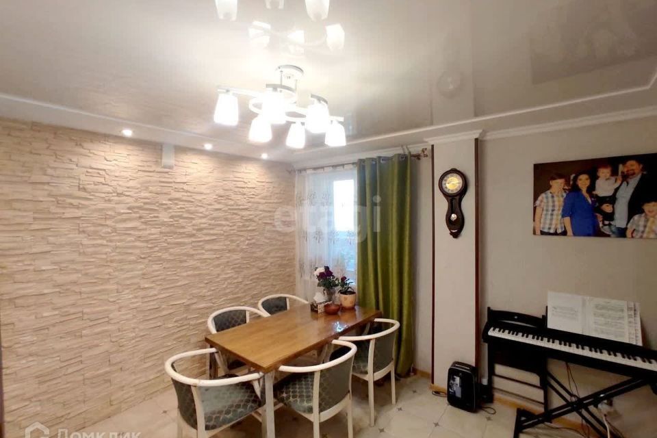 Продаётся 2-комнатная квартира, 68.7 м²