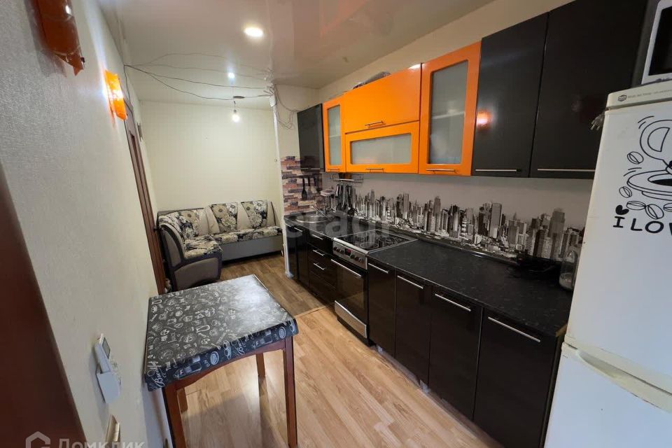 Продаётся комната в 2-комн. квартире, 24 м²