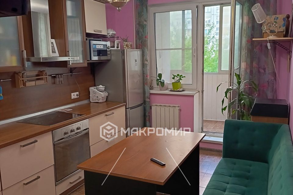 Продаётся 1-комнатная квартира, 51 м²