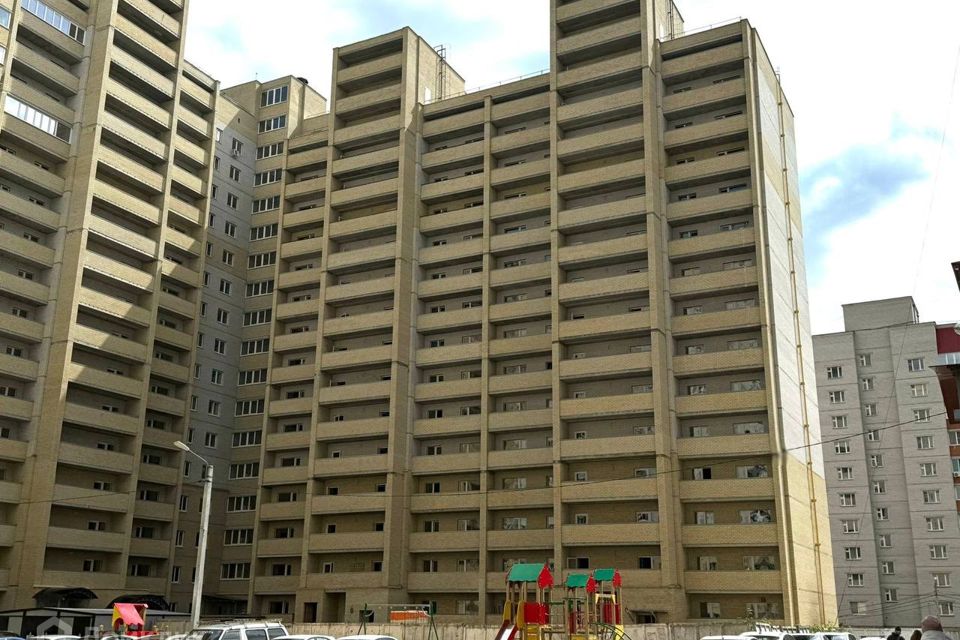 Продаётся 2-комнатная квартира, 70.3 м²