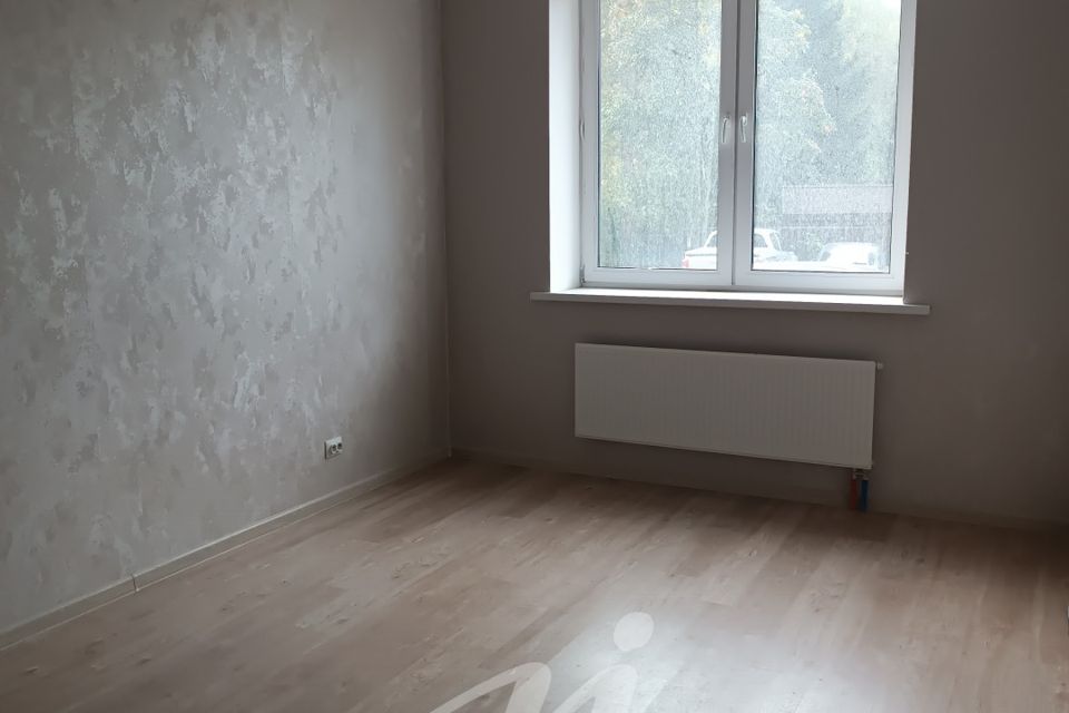 Продаётся 1-комнатная квартира, 43 м²
