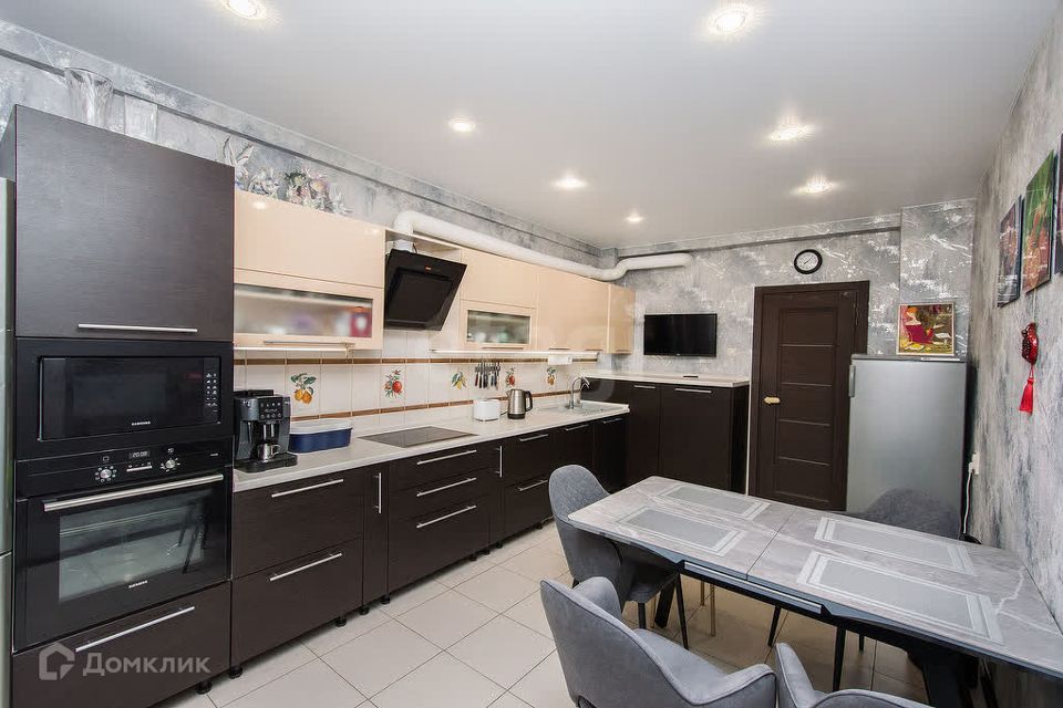 Продаётся 3-комнатная квартира, 85 м²