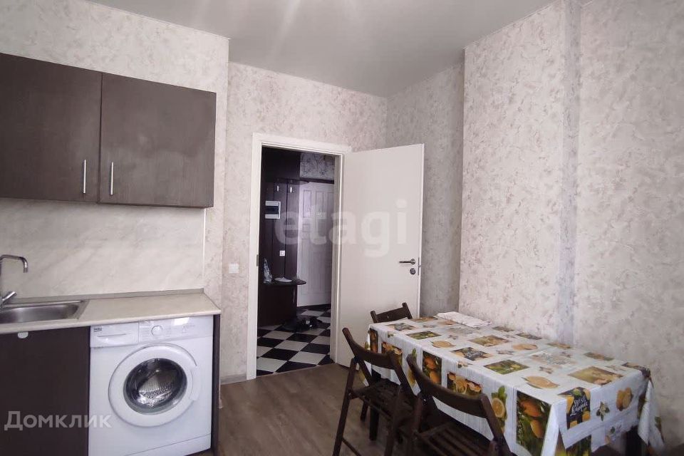 Продаётся 1-комнатная квартира, 44 м²