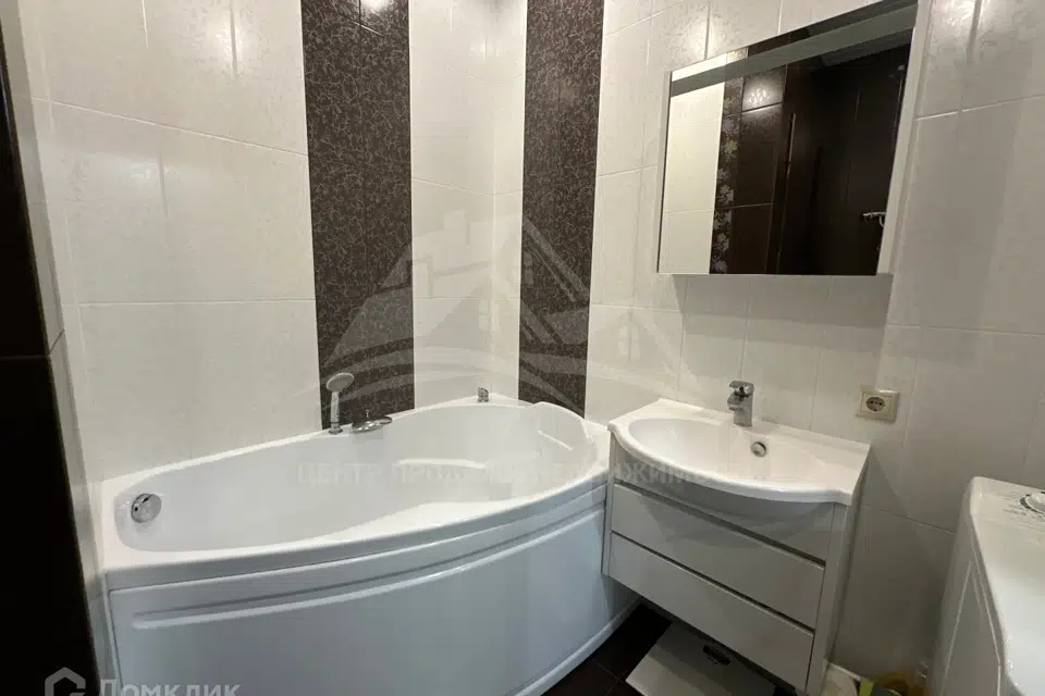 Продаётся 1-комнатная квартира, 44.1 м²