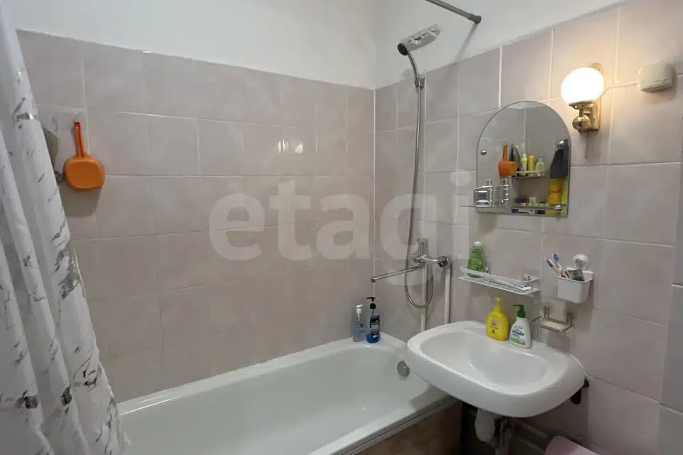 Продаётся 1-комнатная квартира, 36.7 м²