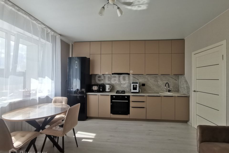 Продаётся 1-комнатная квартира, 38.1 м²
