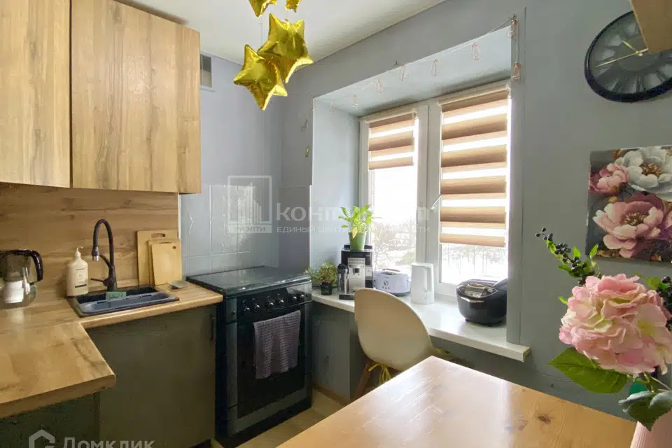 Продаётся 3-комнатная квартира, 57.8 м²
