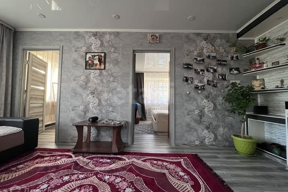 Продаётся 3-комнатная квартира, 61.5 м²