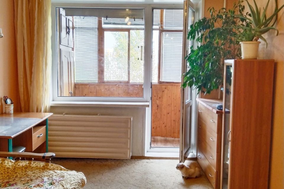 Продаётся 3-комнатная квартира, 63.7 м²