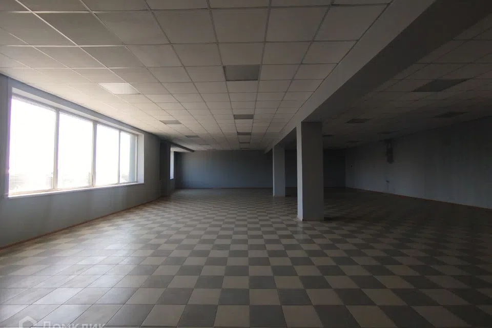 Сдаётся помещение своб. назначения, 400 м²