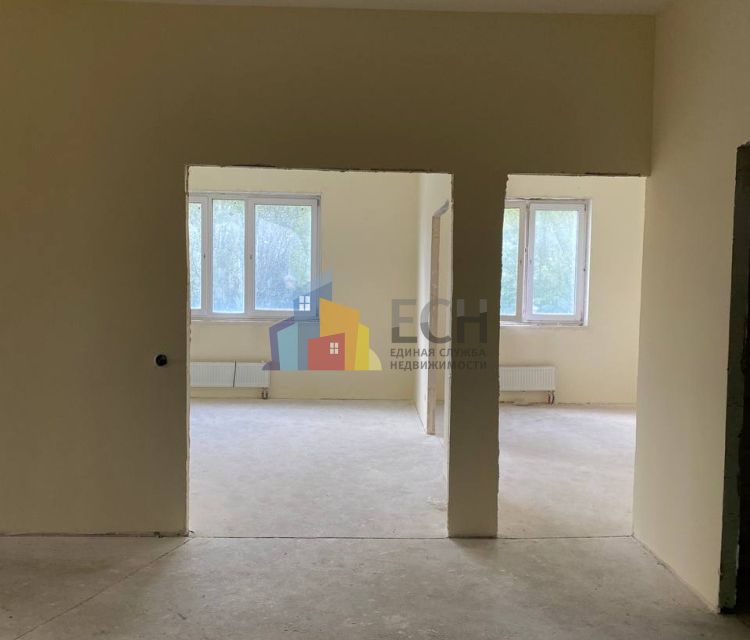 Продаётся 4-комнатная квартира, 117 м²