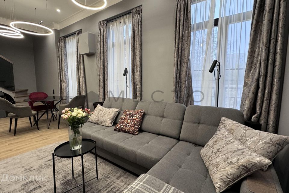 Продаётся 2-комнатная квартира, 62.5 м²