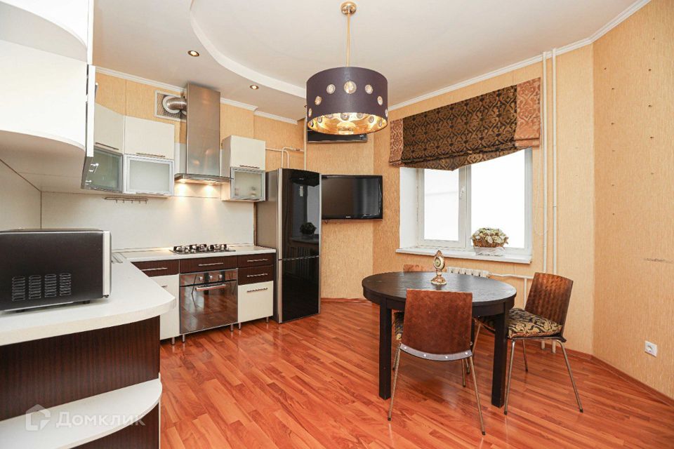 Продаётся 1-комнатная квартира, 52.8 м²