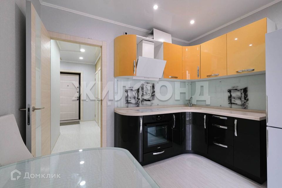 Продаётся 2-комнатная квартира, 63 м²