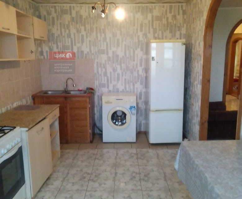 Сдаётся 4-комнатная квартира, 96.2 м²