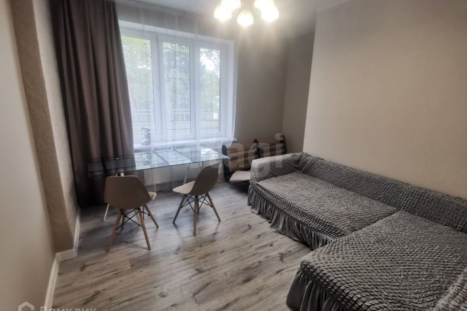 Продаётся 4-комнатная квартира, 62 м²
